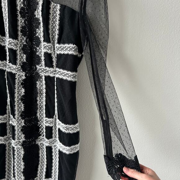 NWT Elliatt Nyla Dress Size Small - Picture 6 of 7